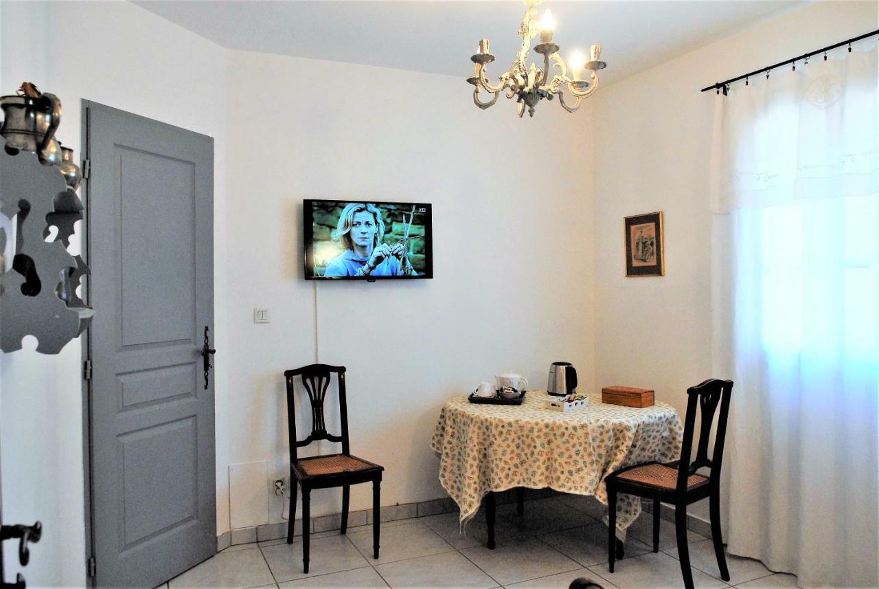 Lousoan Bed & Breakfast Екс ан Прованс Екстериор снимка